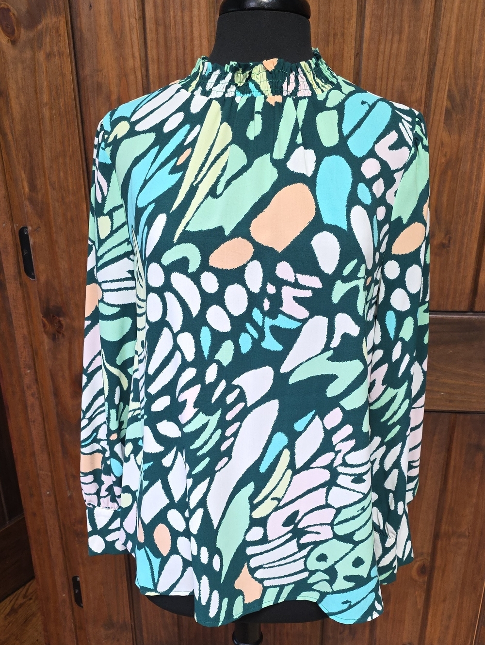 JODIFL Green Multi Mock-Neck Long Sleeve Blouse - Size M